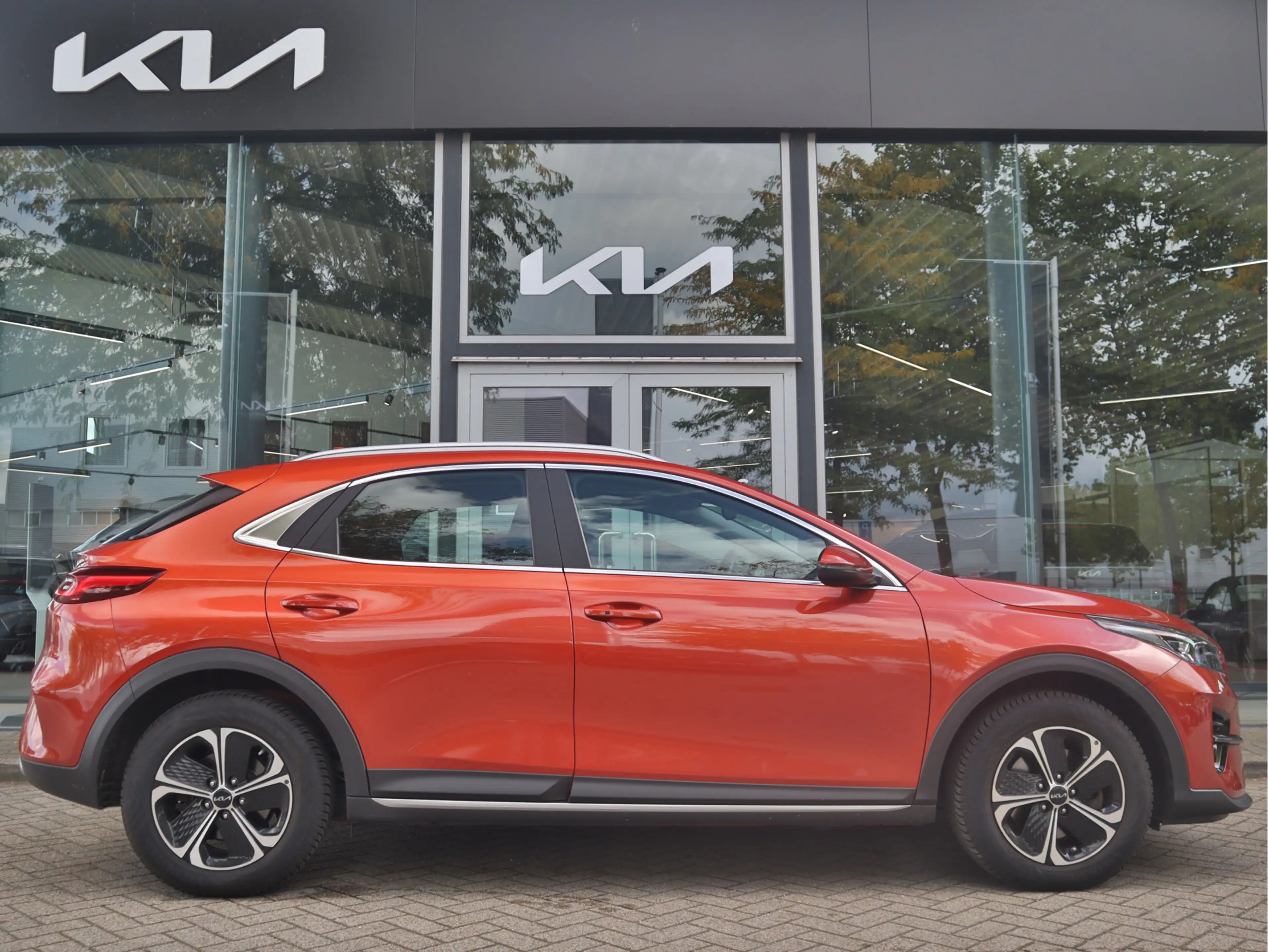Kia XCeed 1.6 GDi PHEV DynamicLine | All-Seasons | Navi | Ca — photo 5