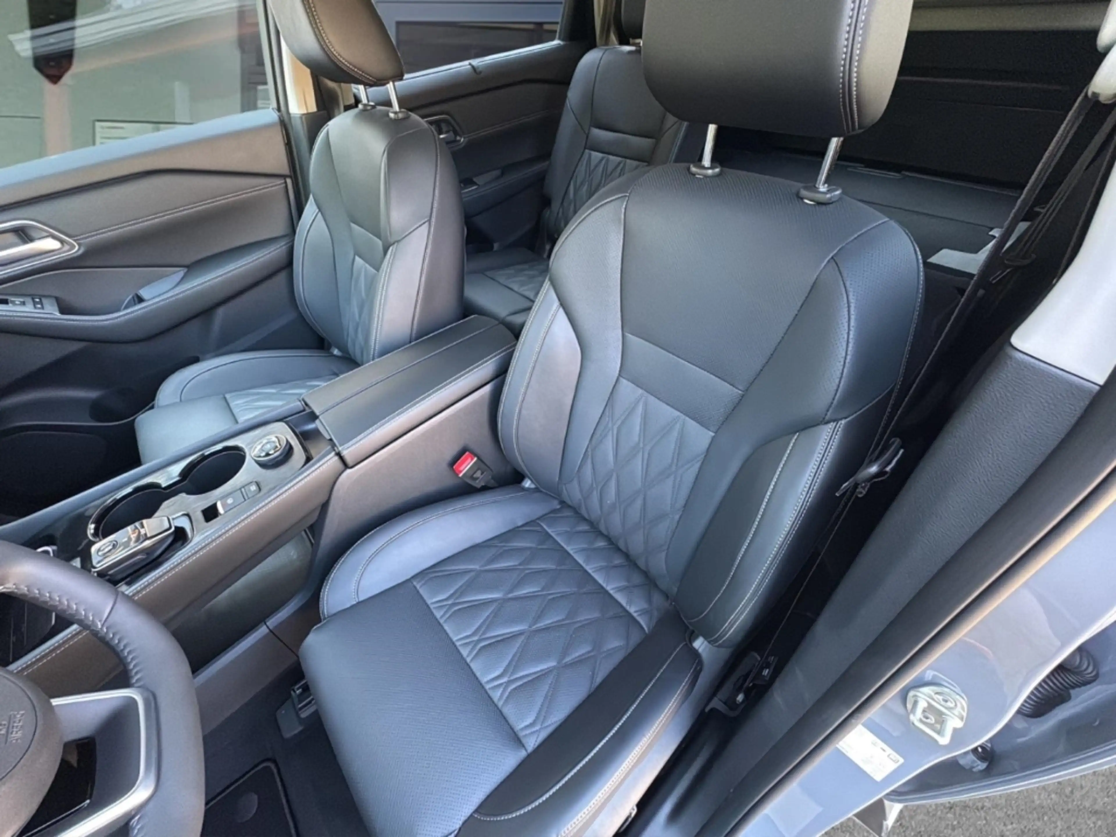 Nissan X-Trail e-Power e-4orce Tekna+ HUD*Pano*Bose* — photo 7