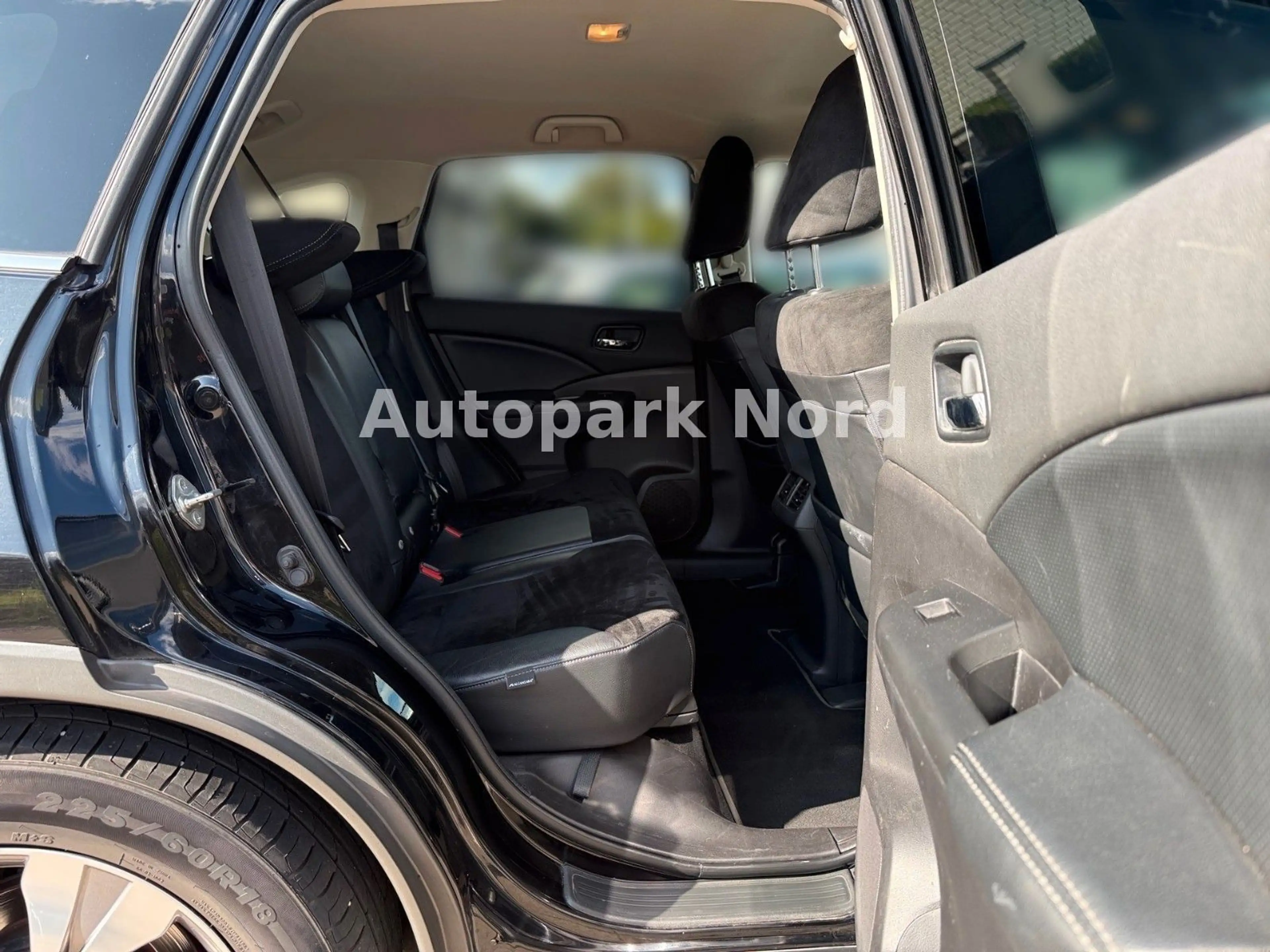 Honda CR-V 2.2 4WD Lifestyle Black Edition - AHK — photo 14