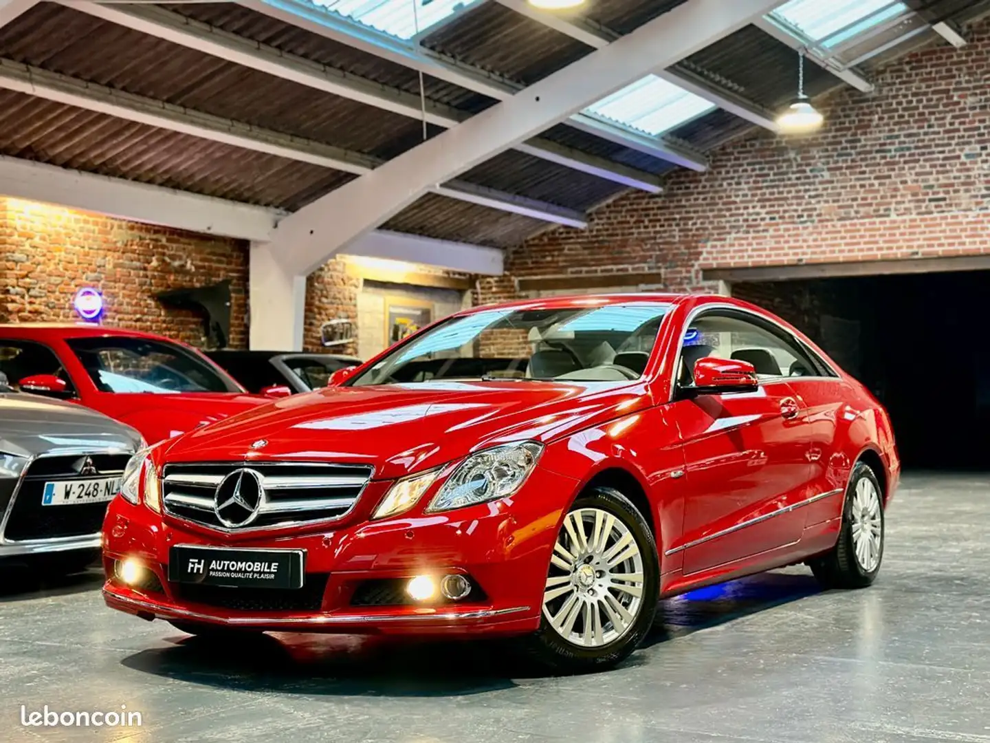 Mercedes-Benz E 250 Coupé 250 CGI 1.8L 205 ch 57 060 kms GPS, Bluetooth, Régulateur Historique d’entretien État exceptionnel Rood - 1