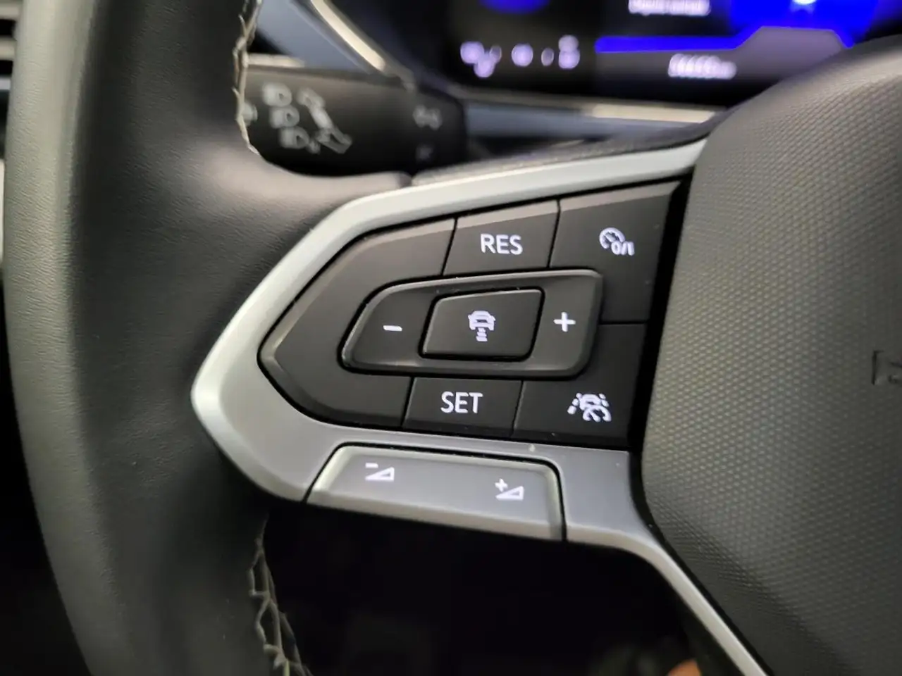 Volkswagen Taos снимка Volkswagen Taos