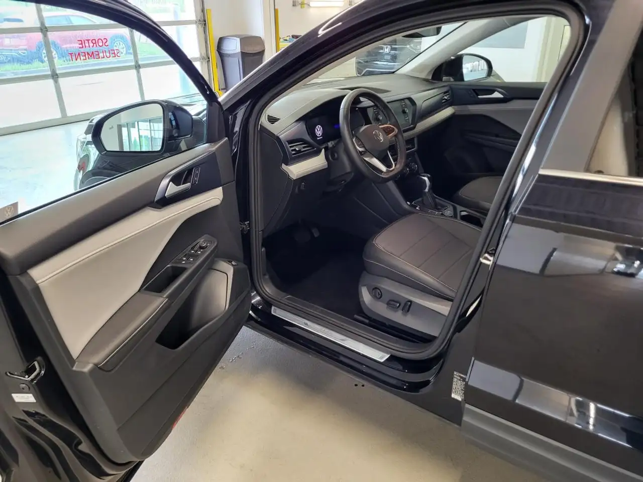 Volkswagen Taos снимка Volkswagen Taos