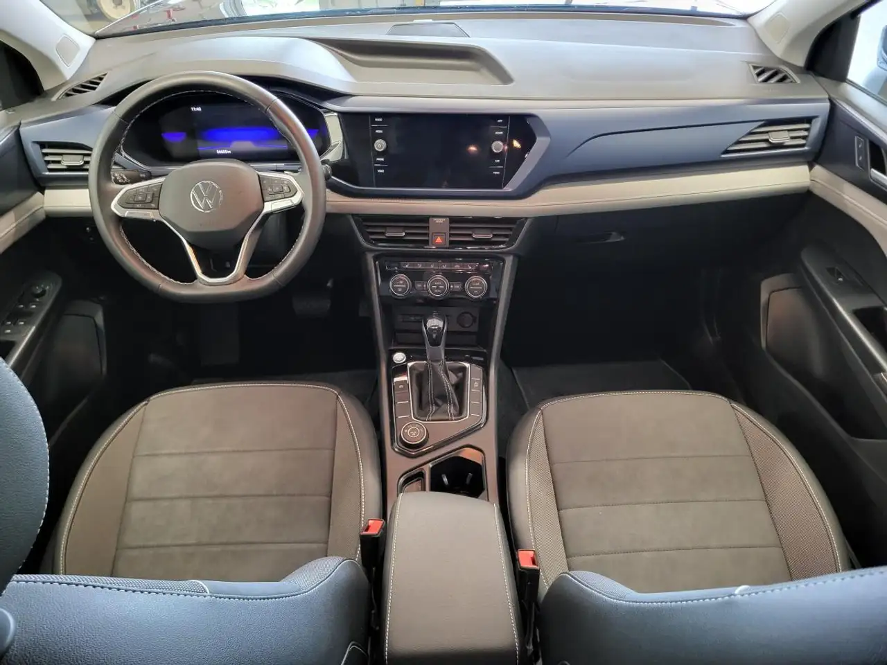 Volkswagen Taos снимка Volkswagen Taos
