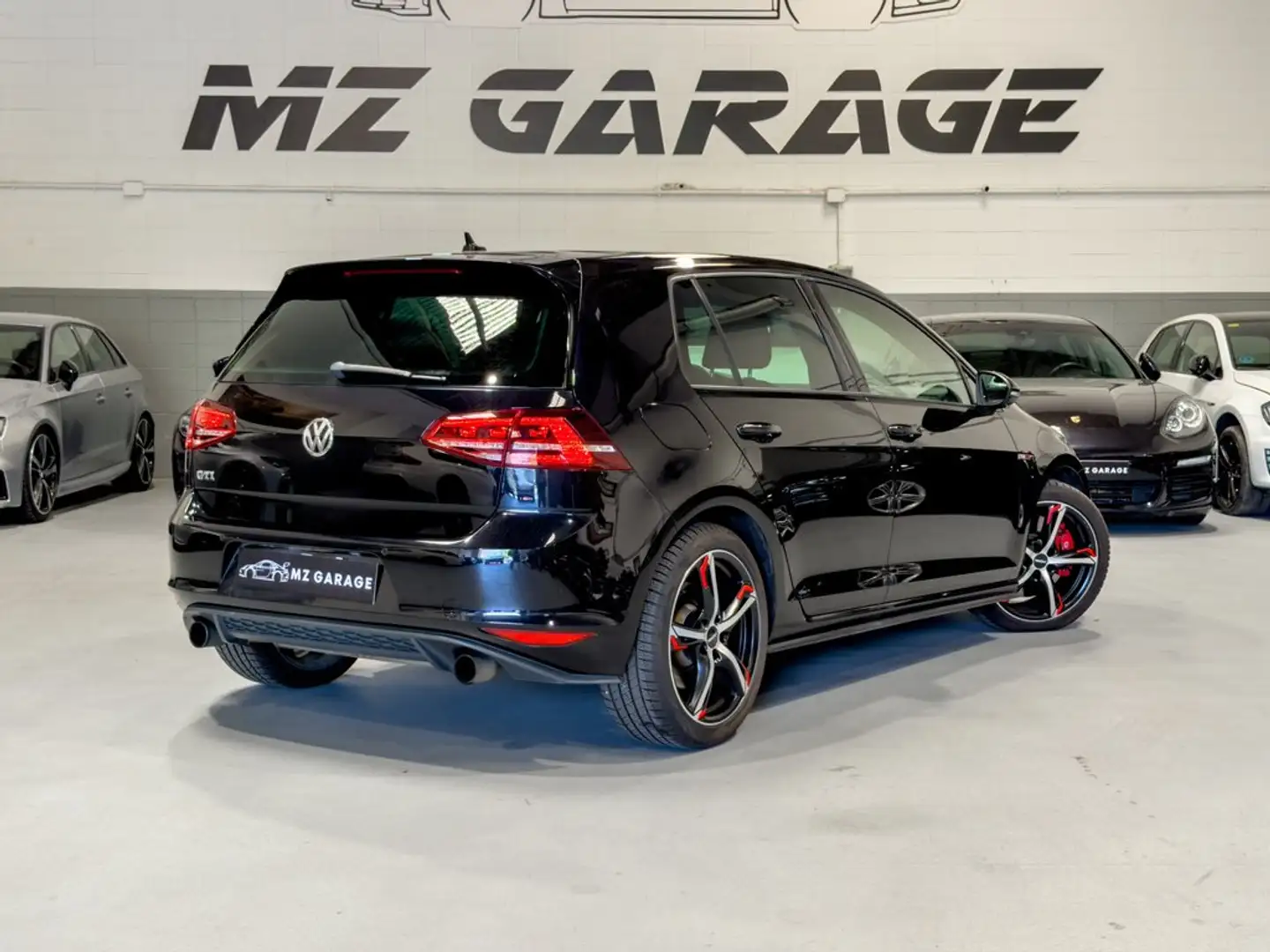 Volkswagen Golf GTI 2.0 TSI Performance DSG 230 Negro - 2