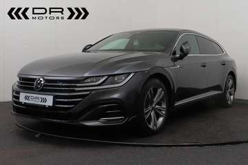 1.4 E HYBRID - R-LINE - TOPSTAAT - LEDER - APPL...
