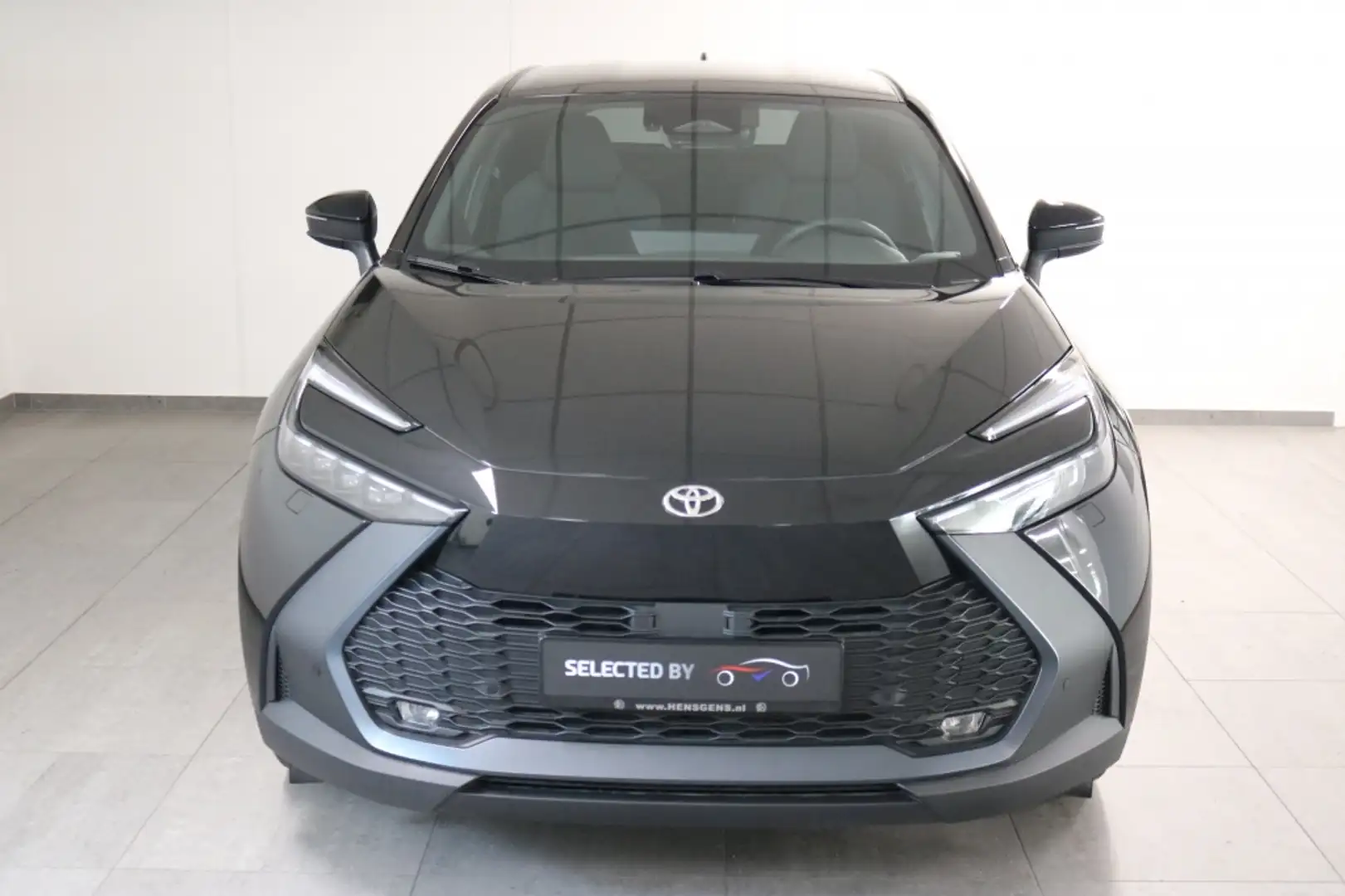 Toyota C-HR Hybride 140 First Edition Plus! | Stoelverwarming Zwart - 2
