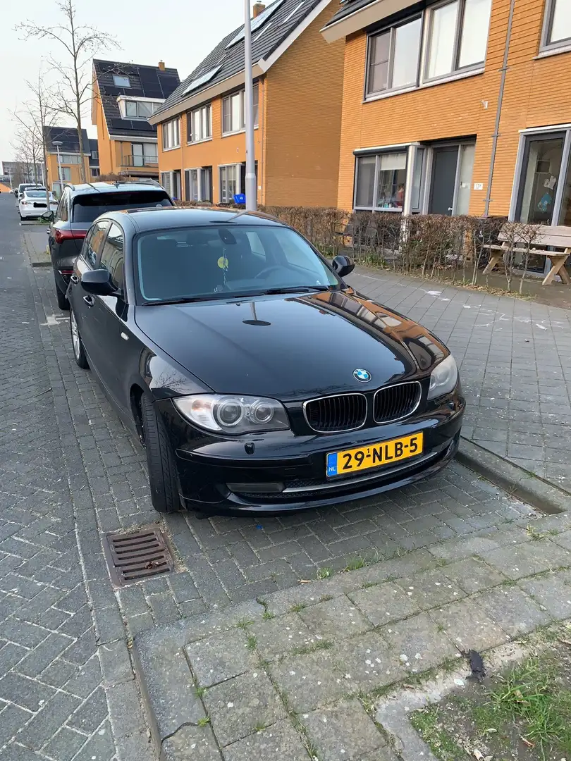 BMW 116 116i EffDyn.BnsL.Edition Zwart - 1