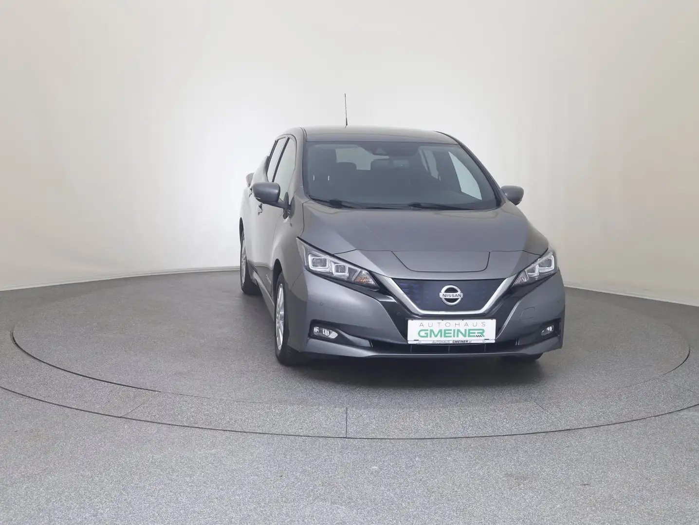 Nissan Leaf N-Connecta 40kWh Grau - 2