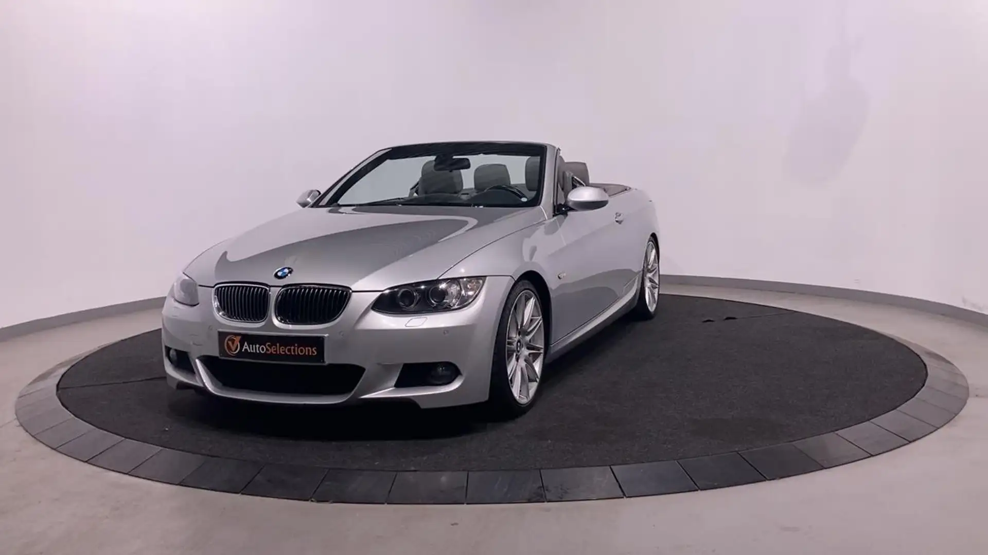BMW 330 330D Cabrio/Navi/Sensoren voor en achter Grigio - 1