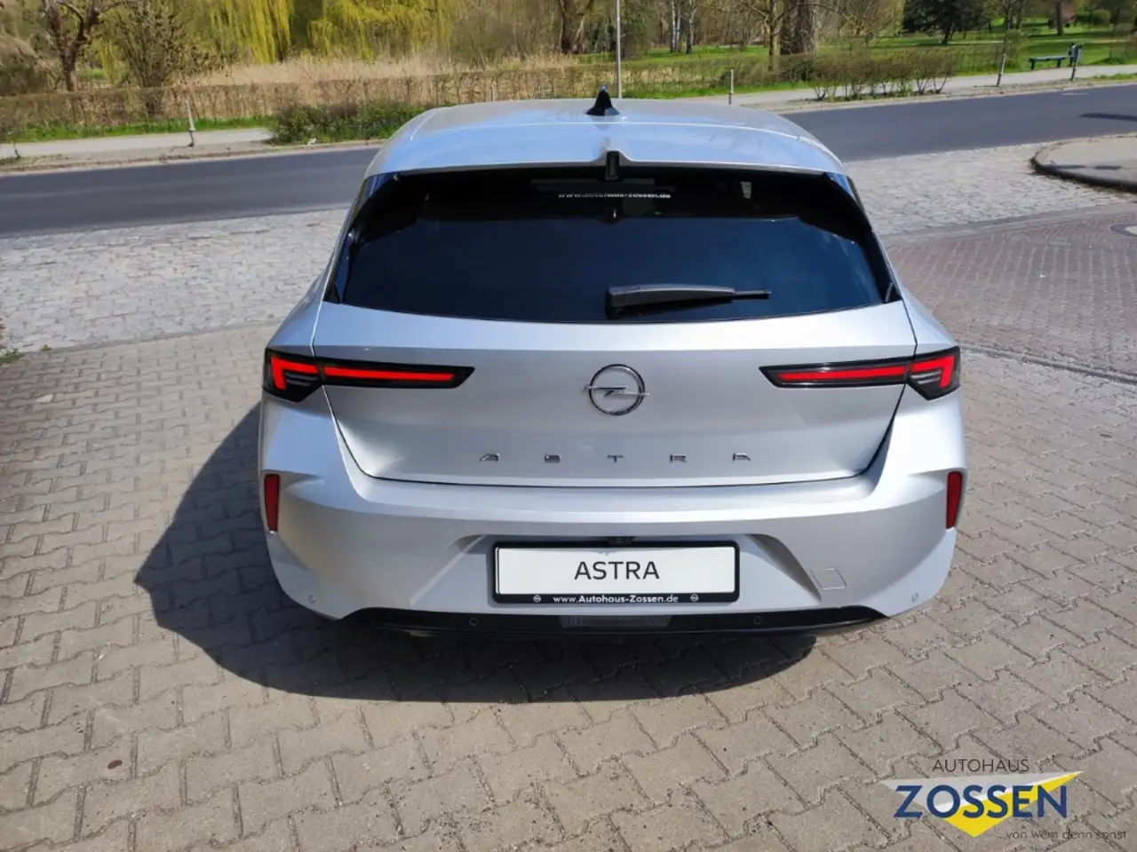 Opel Astra Elegance+AHK-abnehmbar+Navi+LED Apple CarPlay, миниатюра 5