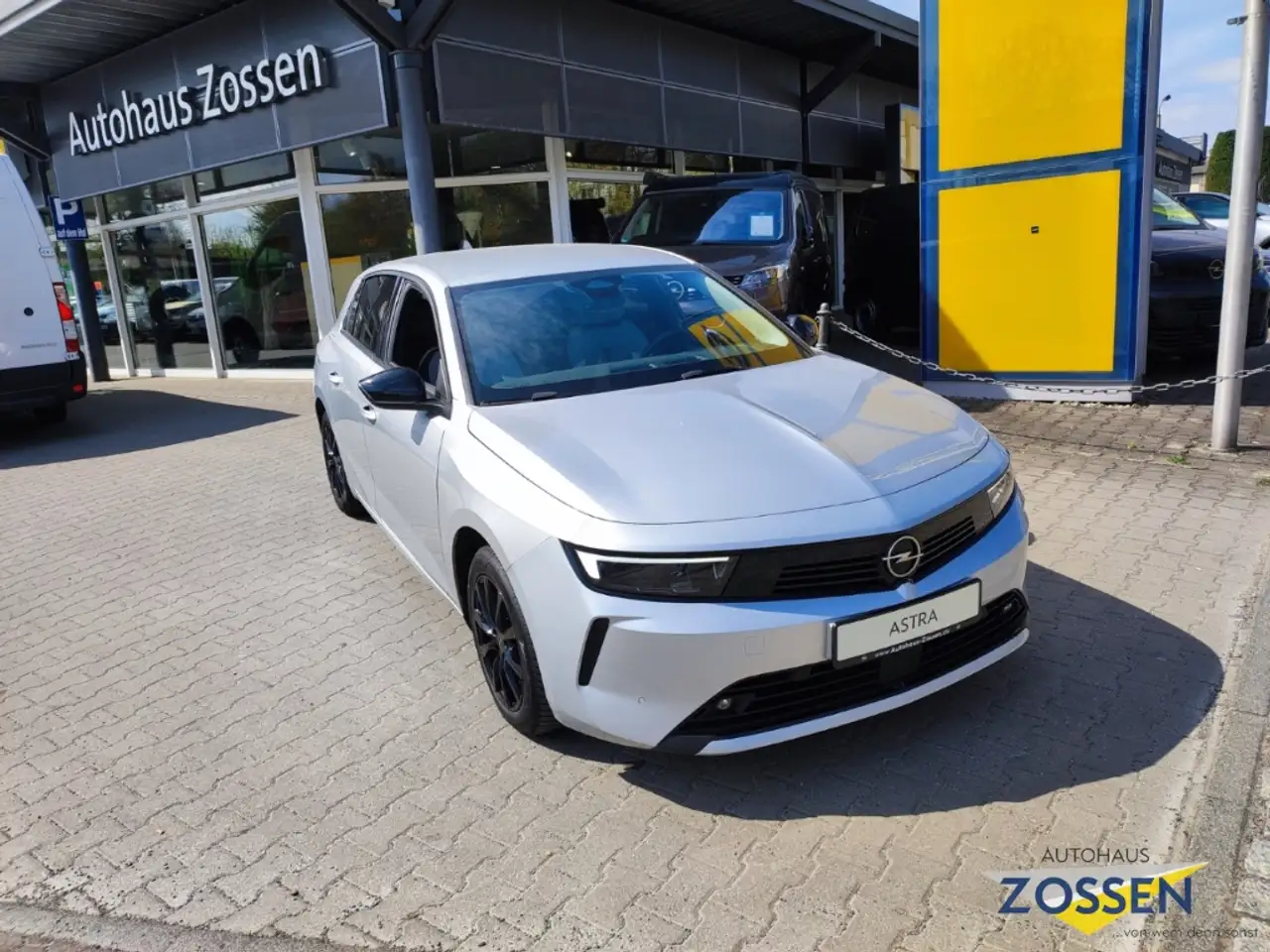 Opel Astra Elegance+AHK-abnehmbar+Navi+LED Apple CarPlay, миниатюра 2