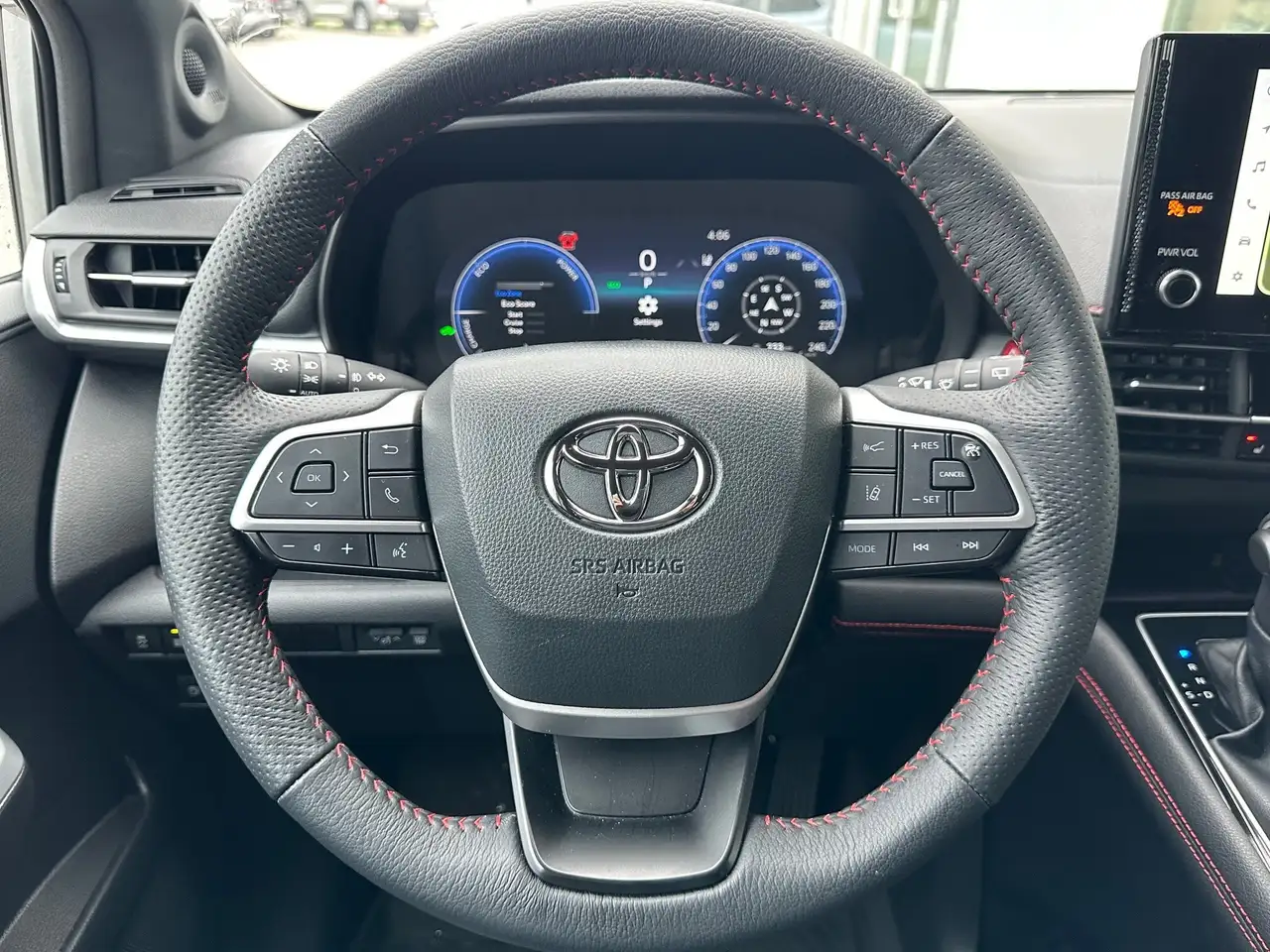 Toyota Sienna снимка Toyota Sienna