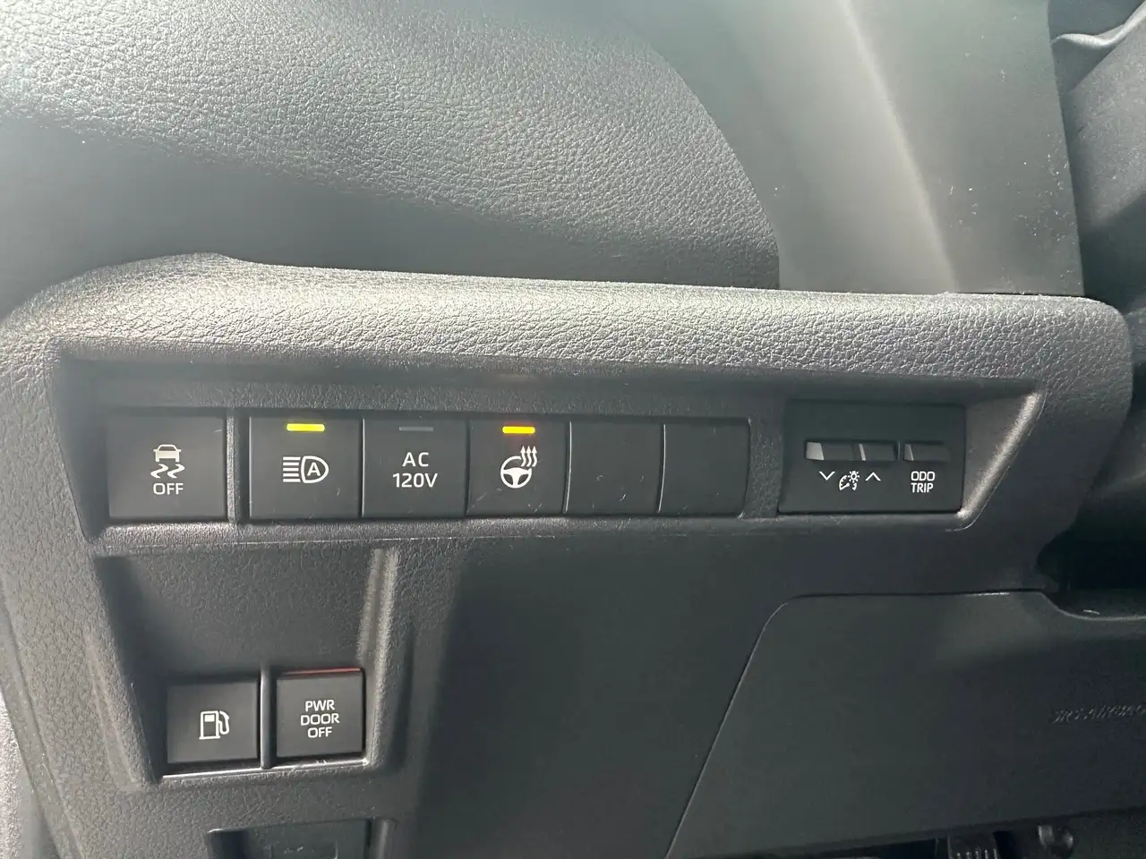 Toyota Sienna снимка Toyota Sienna