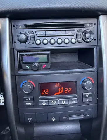 Peugeot 207 view 15