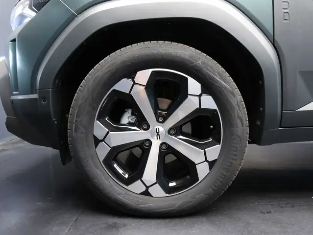 Dacia Duster view 9