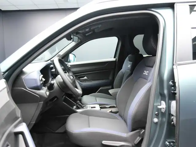 Dacia Duster view 11