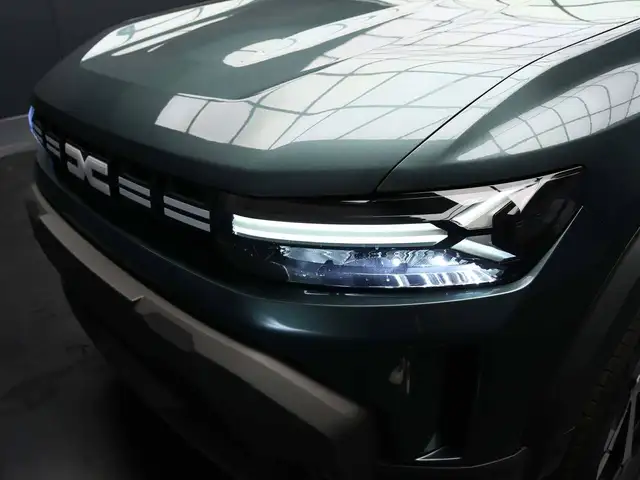 Dacia Duster view 25