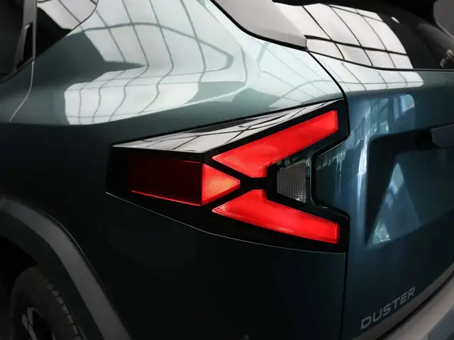 Dacia Duster view 26