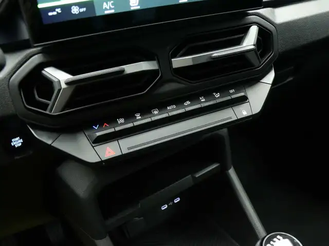 Dacia Duster view 23
