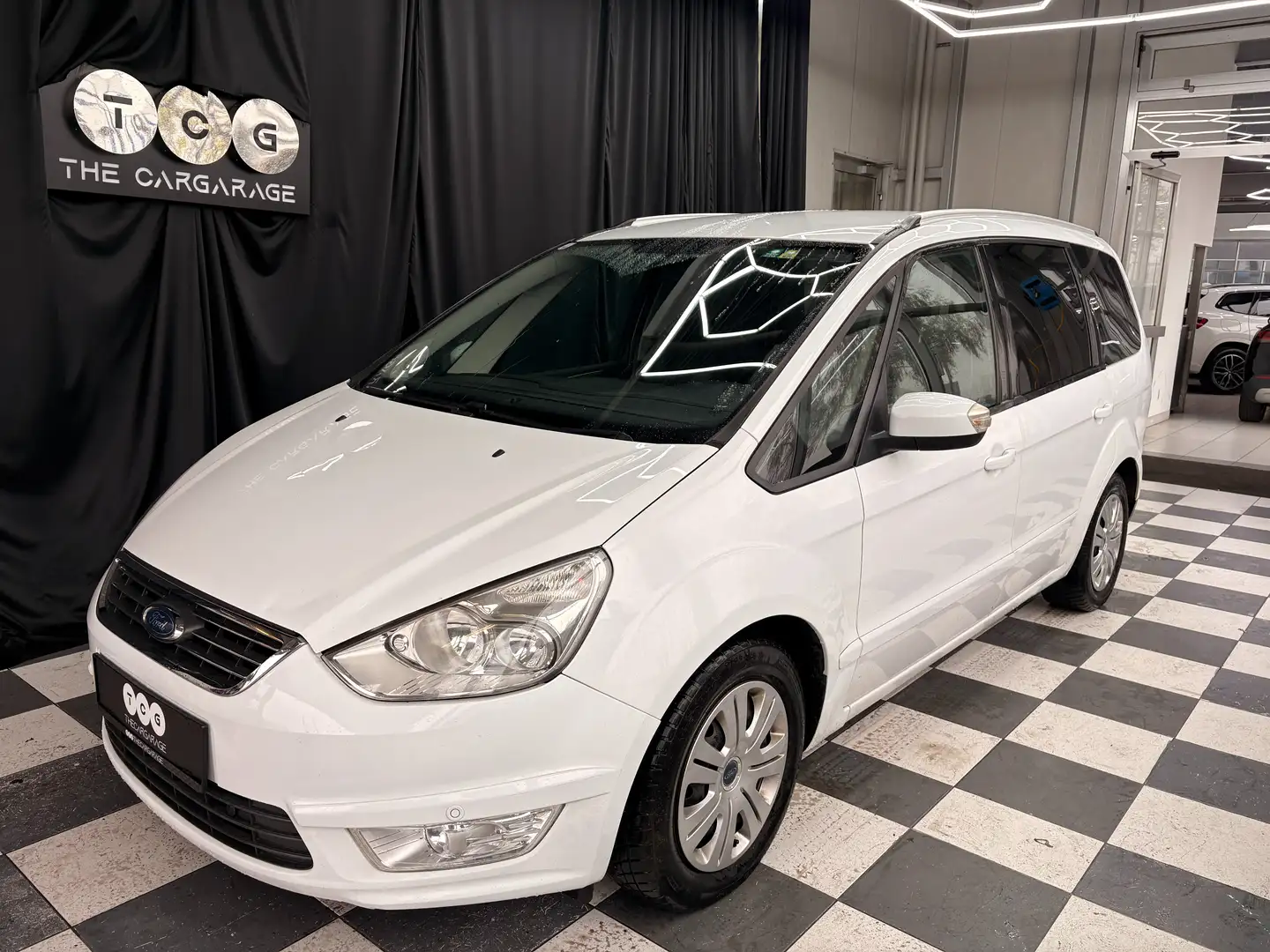 Ford Galaxy Trend Weiß - 1