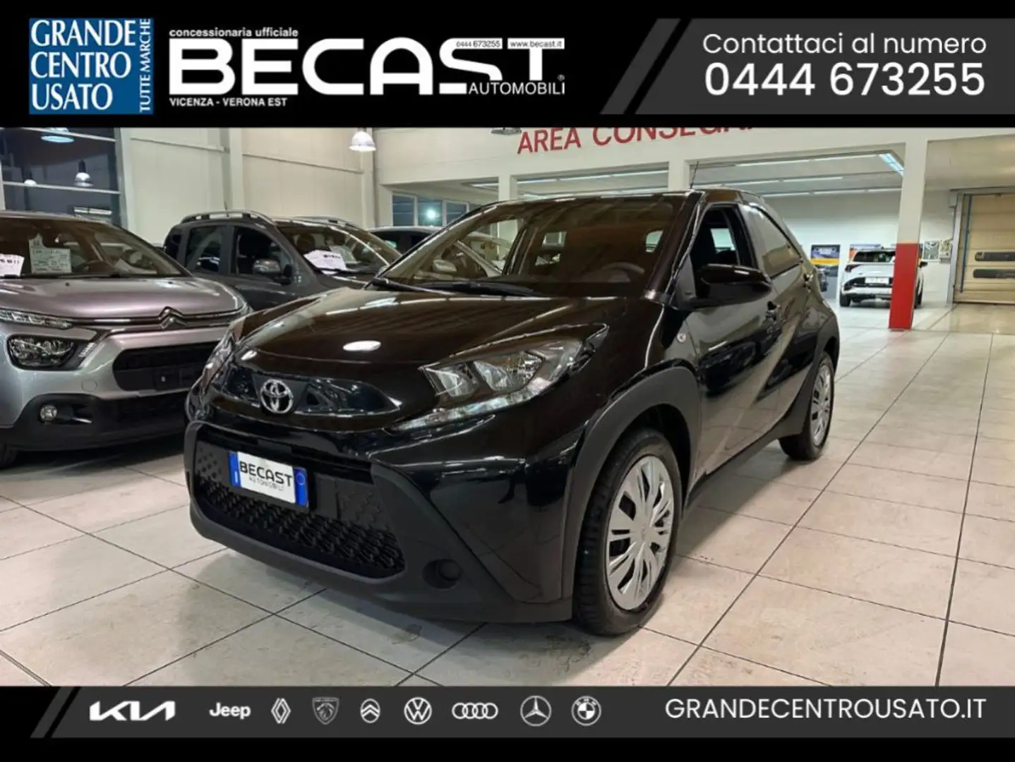 Toyota Aygo X 1.0 VVT-i 72 CV 5 porte Active S-CVT  - PROMO FIN Nero - 1