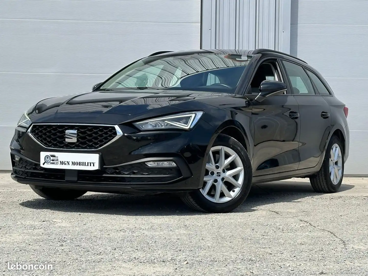 SEAT Leon 2.0 TDI 150 Noir - 1