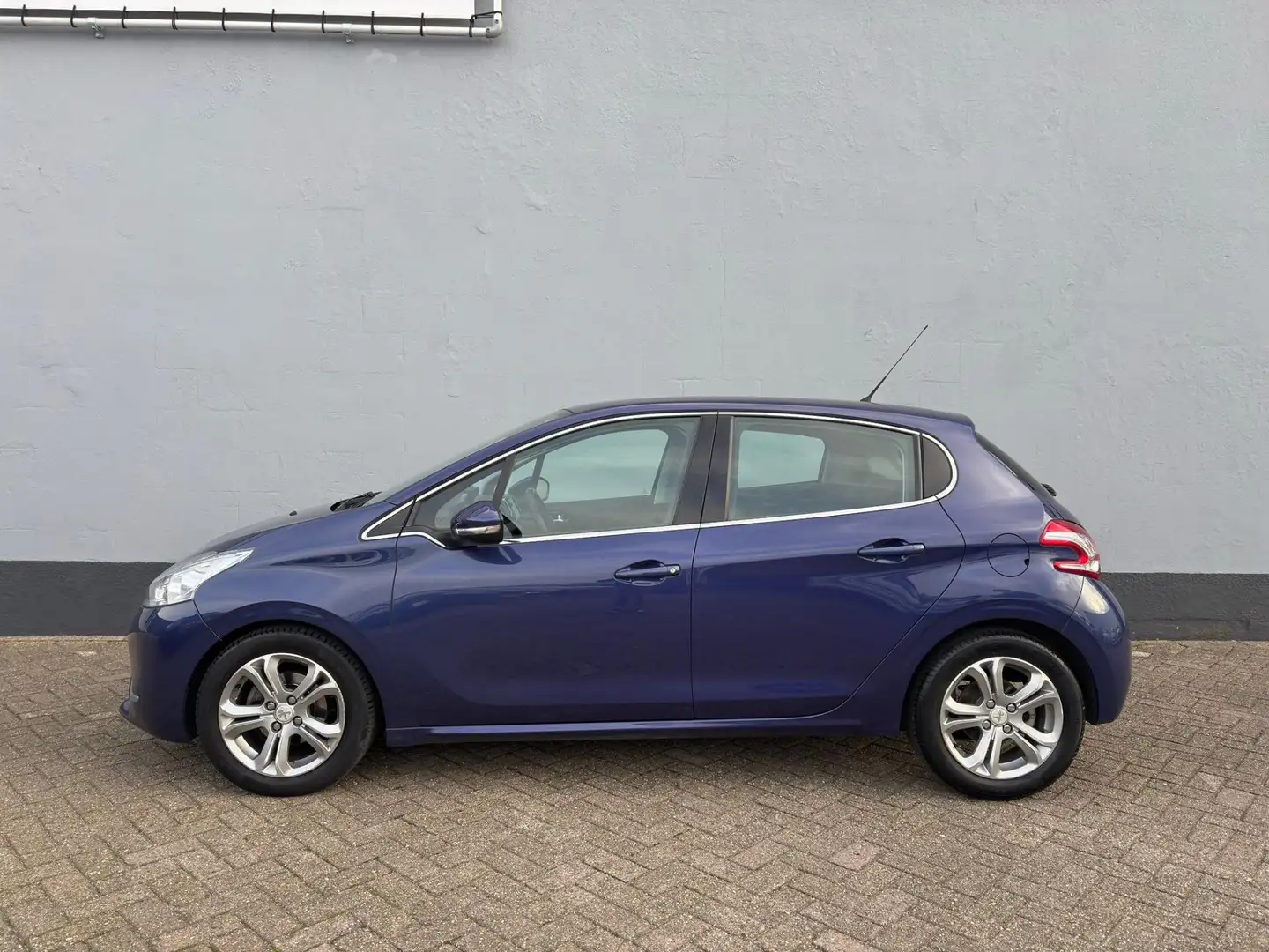 Peugeot 208 1.6 VTi Allure - Lederen Interieur Blau - 2