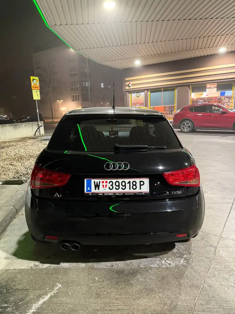 Audi A1 1,4 TFSI Ambition S-tronic Schwarz - 1