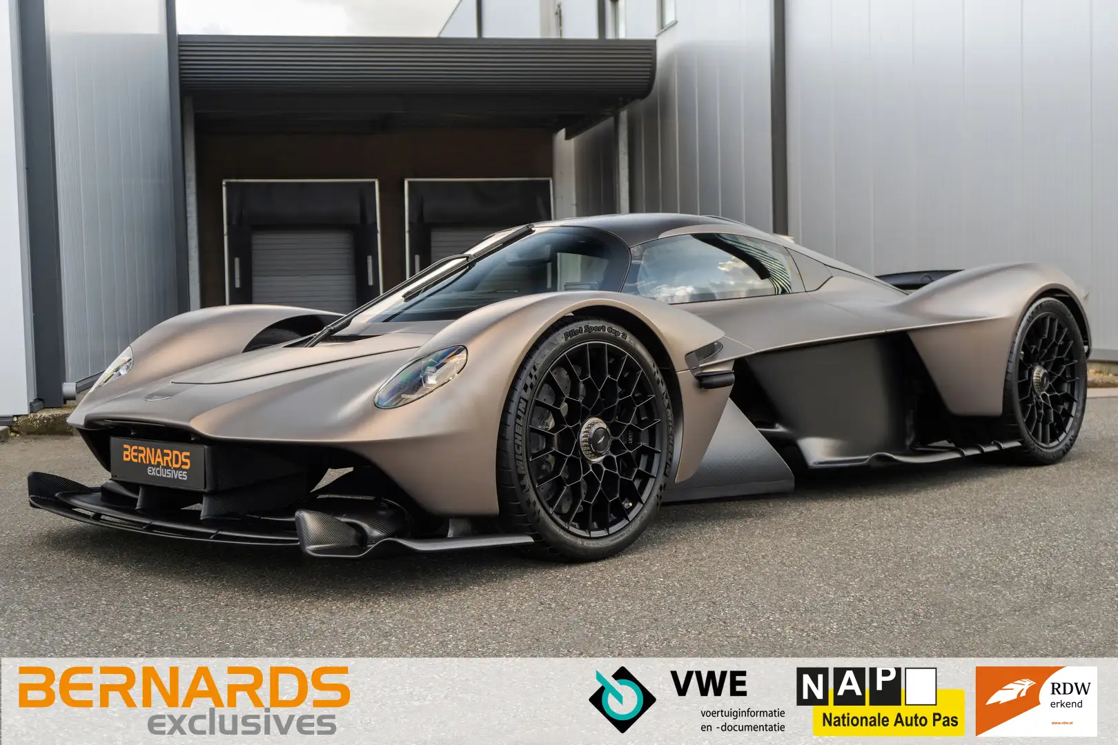 Aston Martin Valkyrie Satin Arizona Bronze - 1 of 150 - 5 Year Warranty Gri - 1