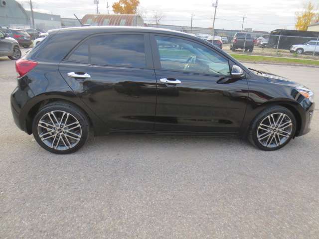 2023 Kia Rio Hatchback 5-Door