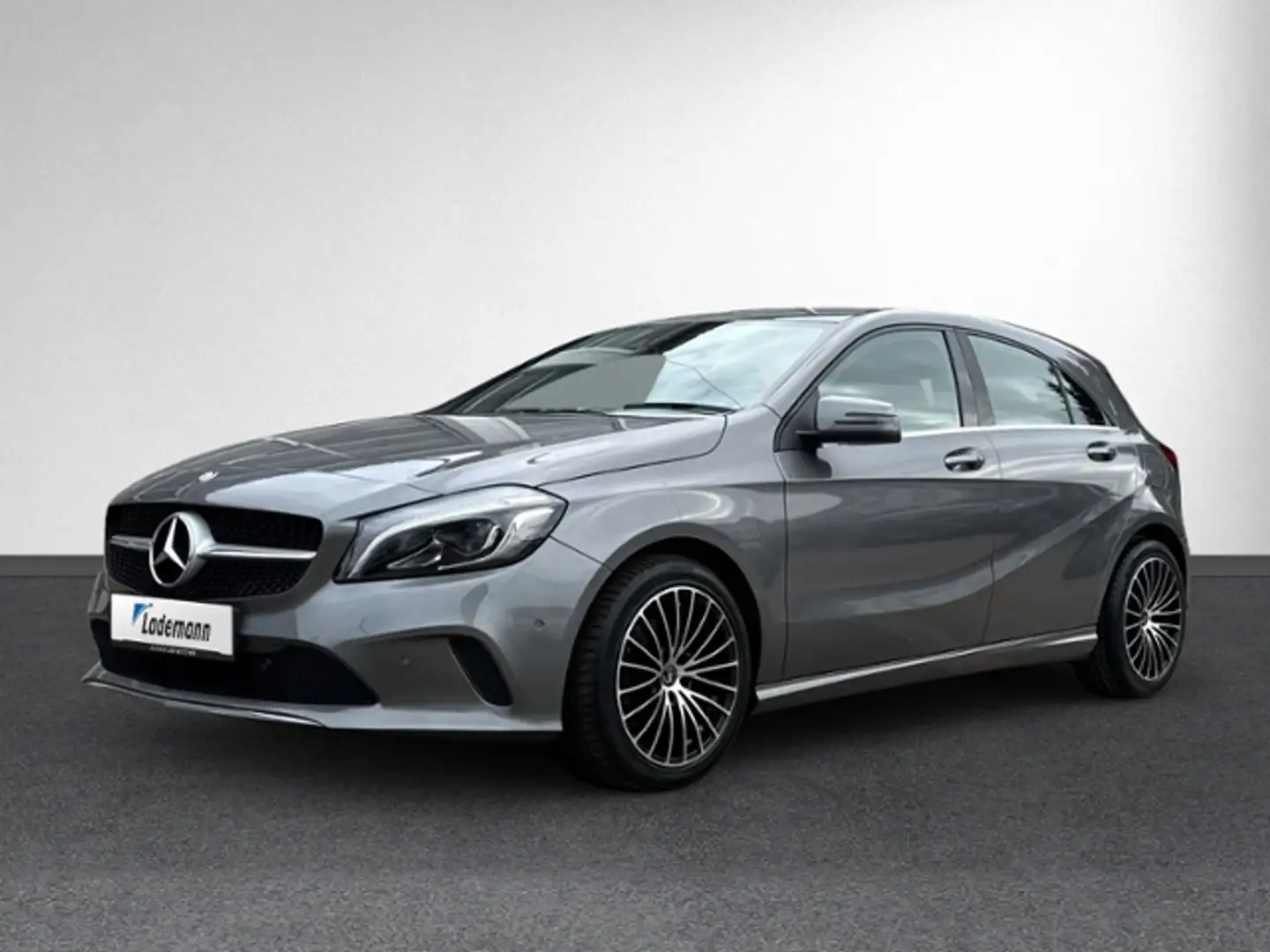 Mercedes-Benz A 200 Urban LED+KLIMAANLAGE+GRA+PDC+SITZHEIZUNG+ Серый - 2