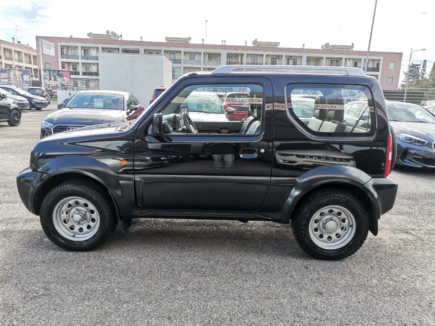 Suzuki Jimny 1.3i 16V  4WD Noir - 2