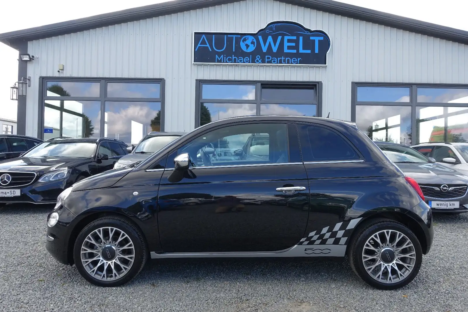 Fiat 500 1.2 Aut. KLIMAAUT APP DAB LEDER TÜV NEU 16' Schwarz - 1
