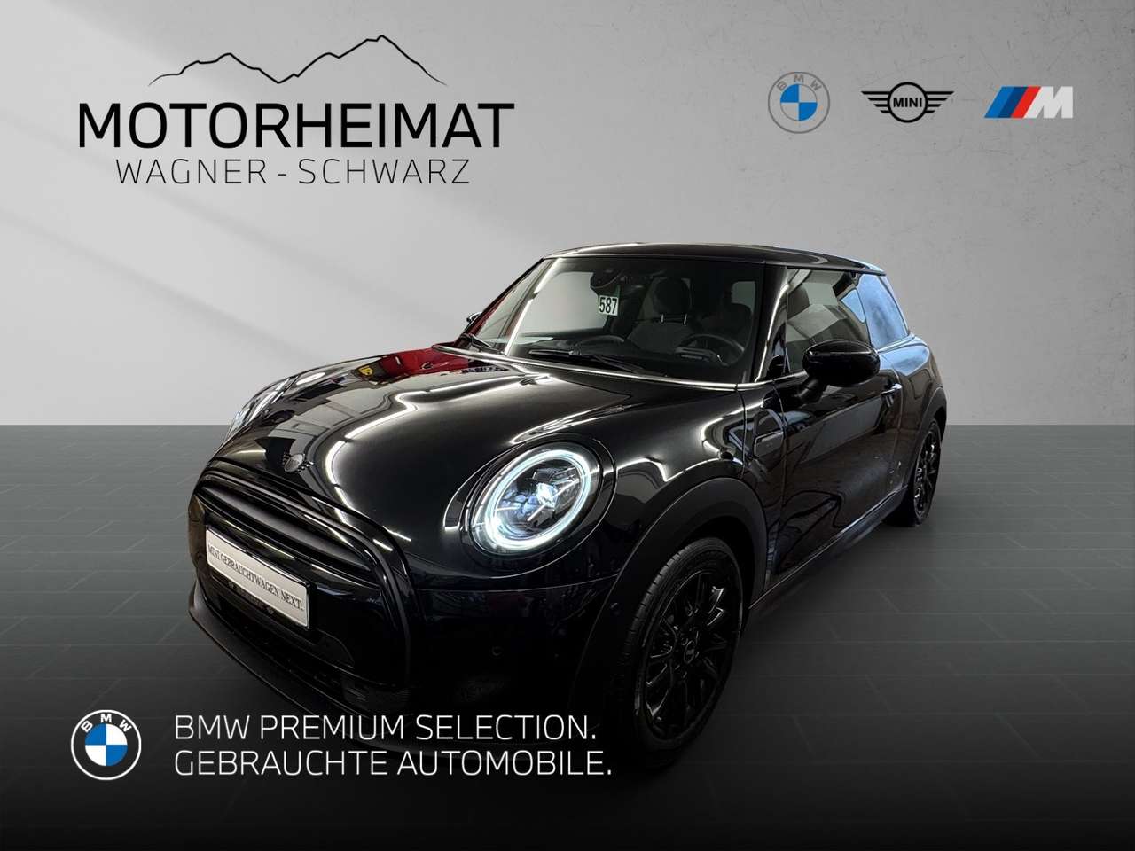 MINI Cooper 2024 — 3-Türer Classic Navi Piano Black 1,49%