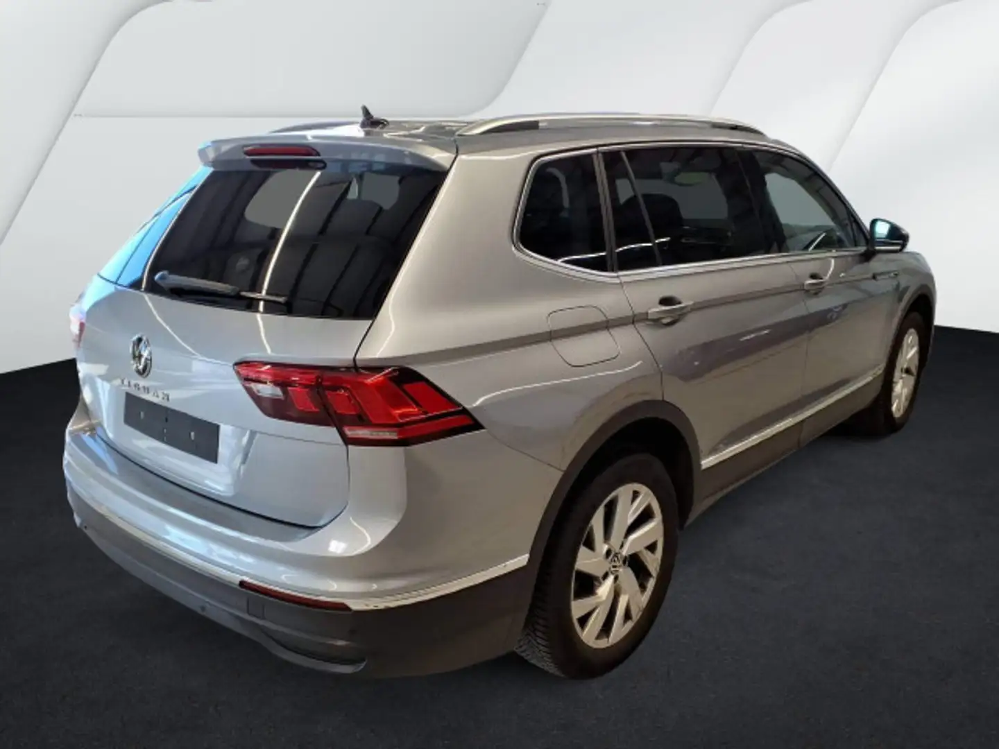 Volkswagen Tiguan Allspace 2.0 TDI DSG Life Navi AHK Spurha Silber - 2