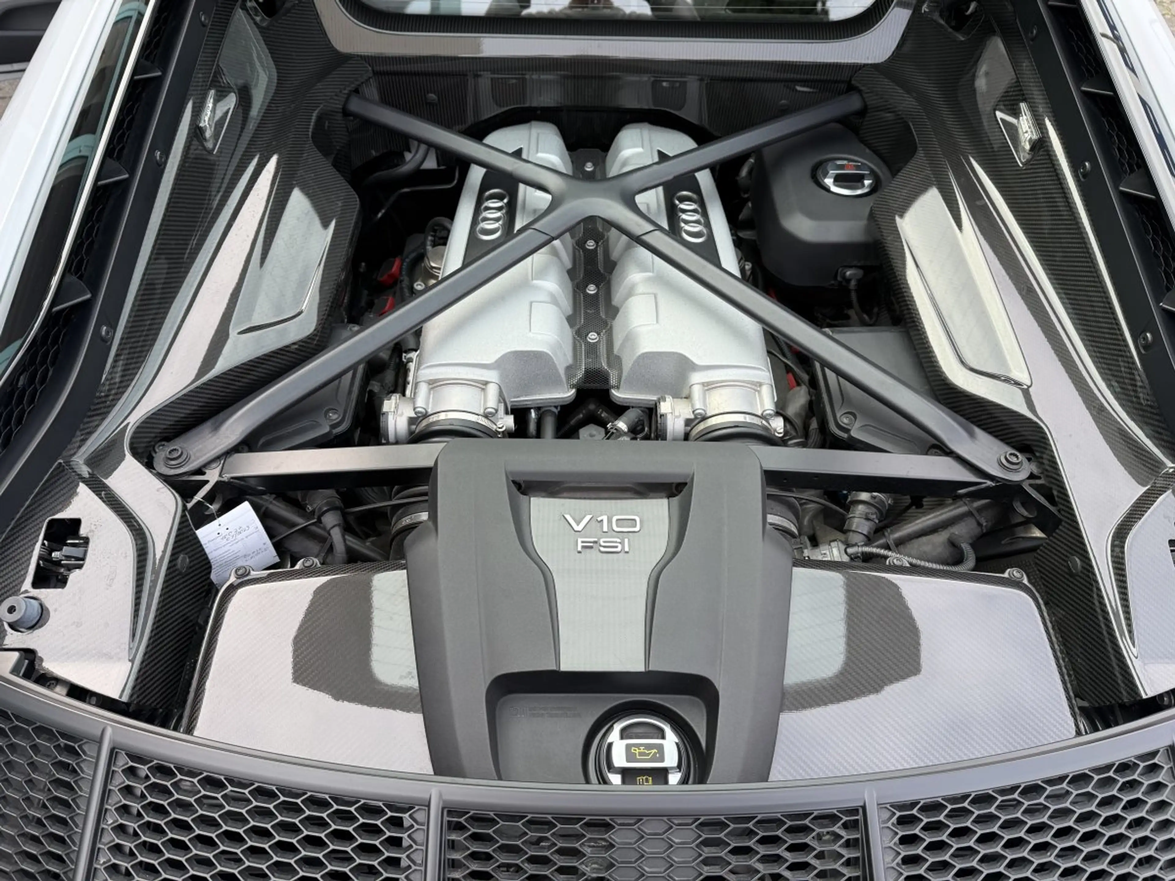 Audi R8 V10 24H Edition Nr. 2 von 24 — photo 15