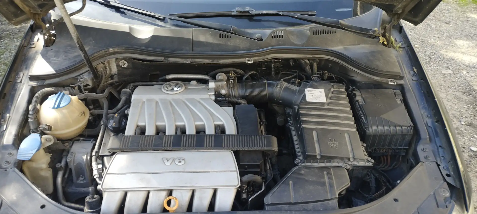 Volkswagen Passat Passat 3.2 V6 FSI 250 Carat DSG Noir - 1