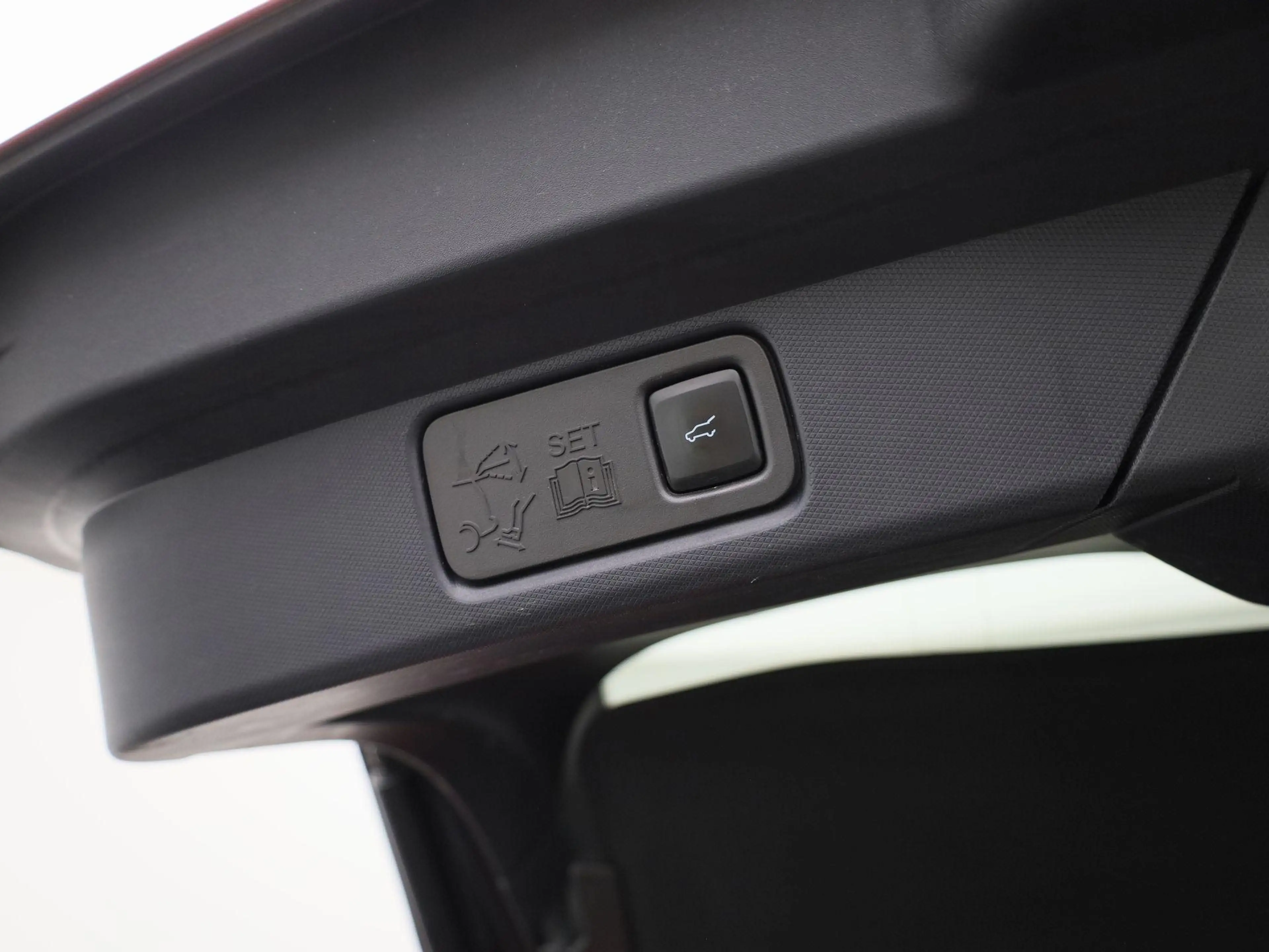 Ford Mustang Mach-E AWD 75 kWh LED | LEDER | PANO | CAMERA — photo 13