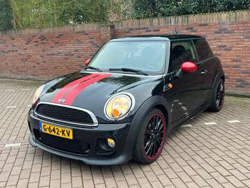 Mini 1.6 - Panorama - JCW package - Meeneemprijs