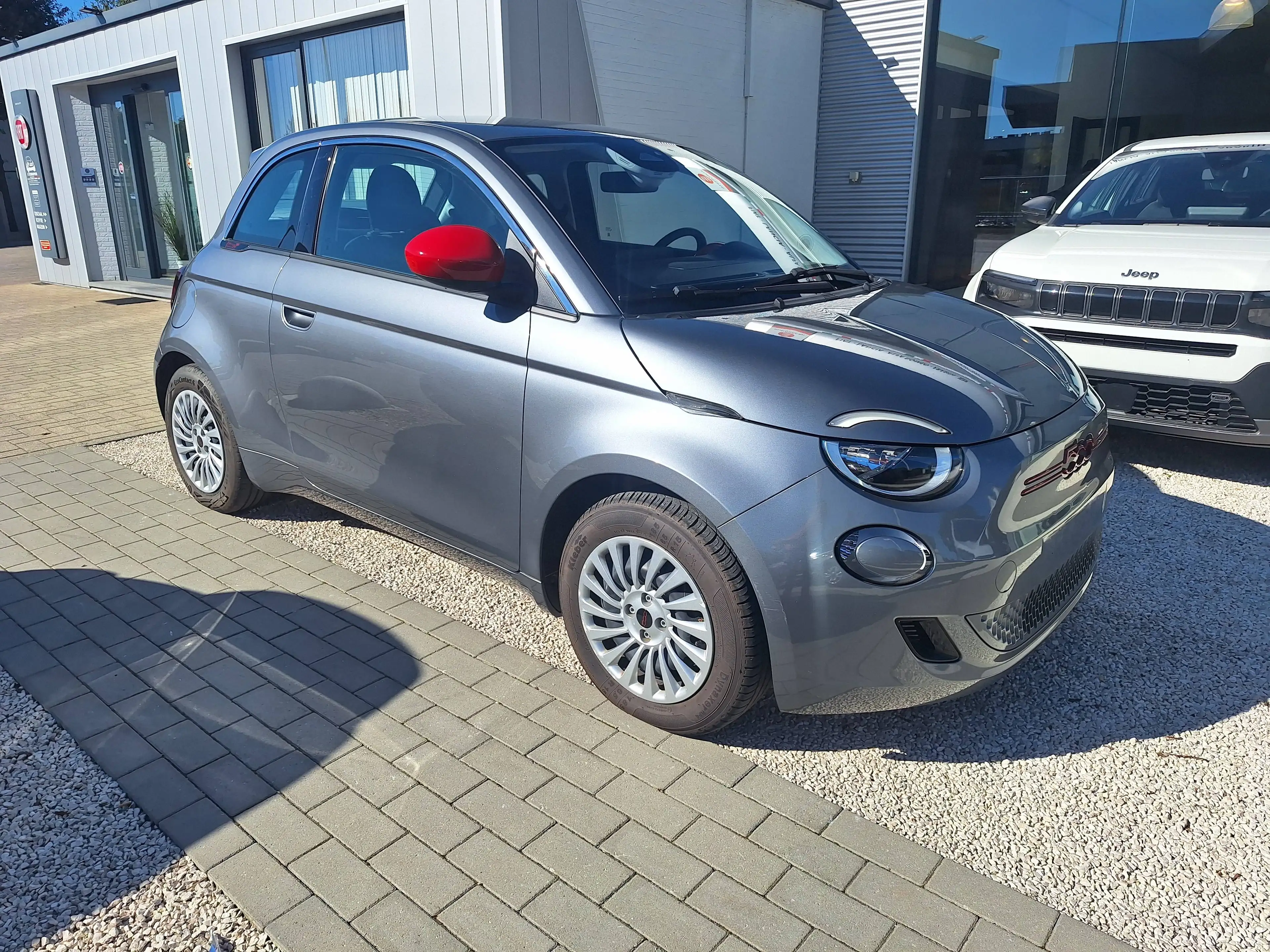 Fiat 500 e-500 24 kWh Red Red — photo 6