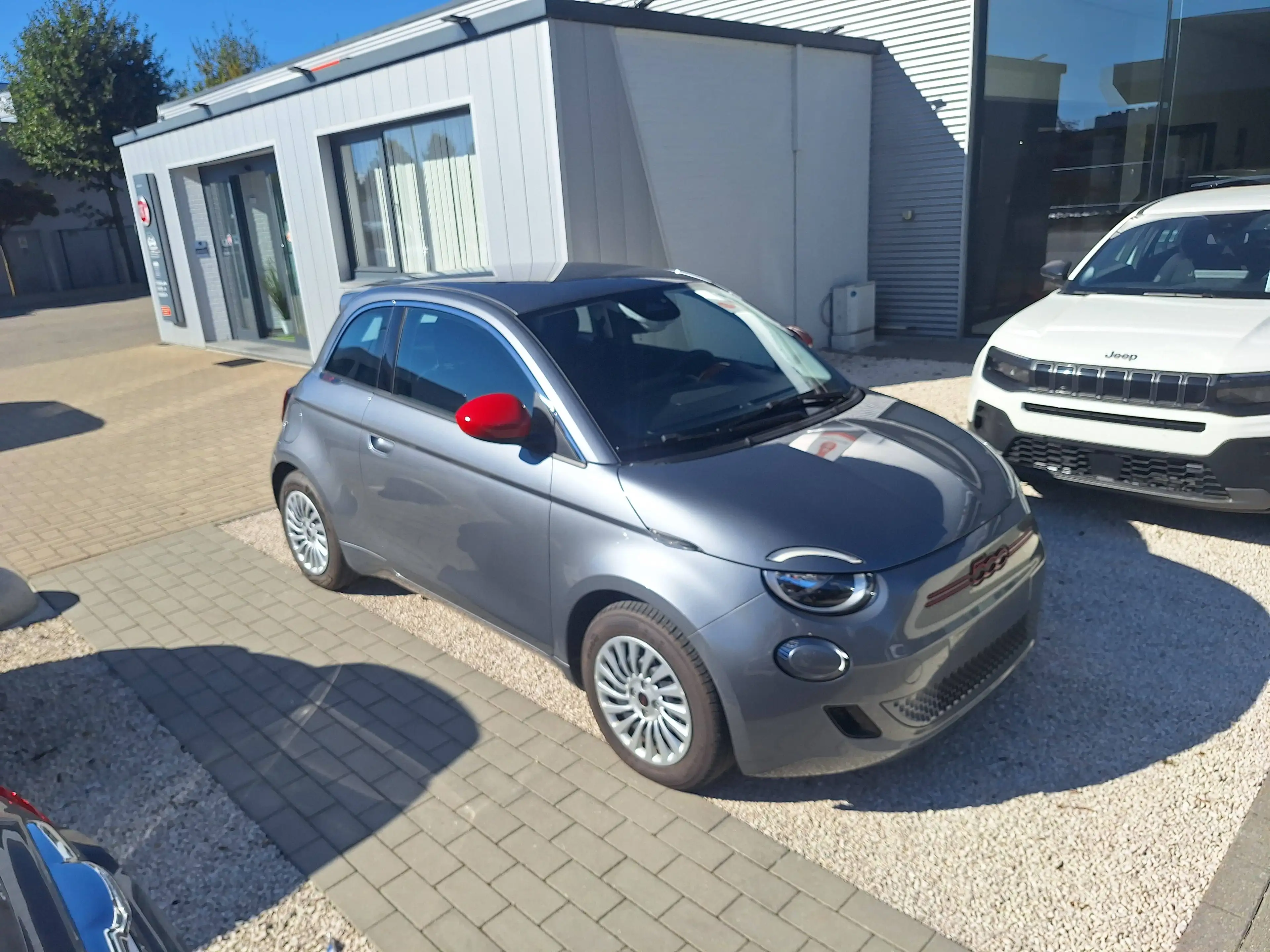 Fiat 500 e-500 24 kWh Red Red — photo 5