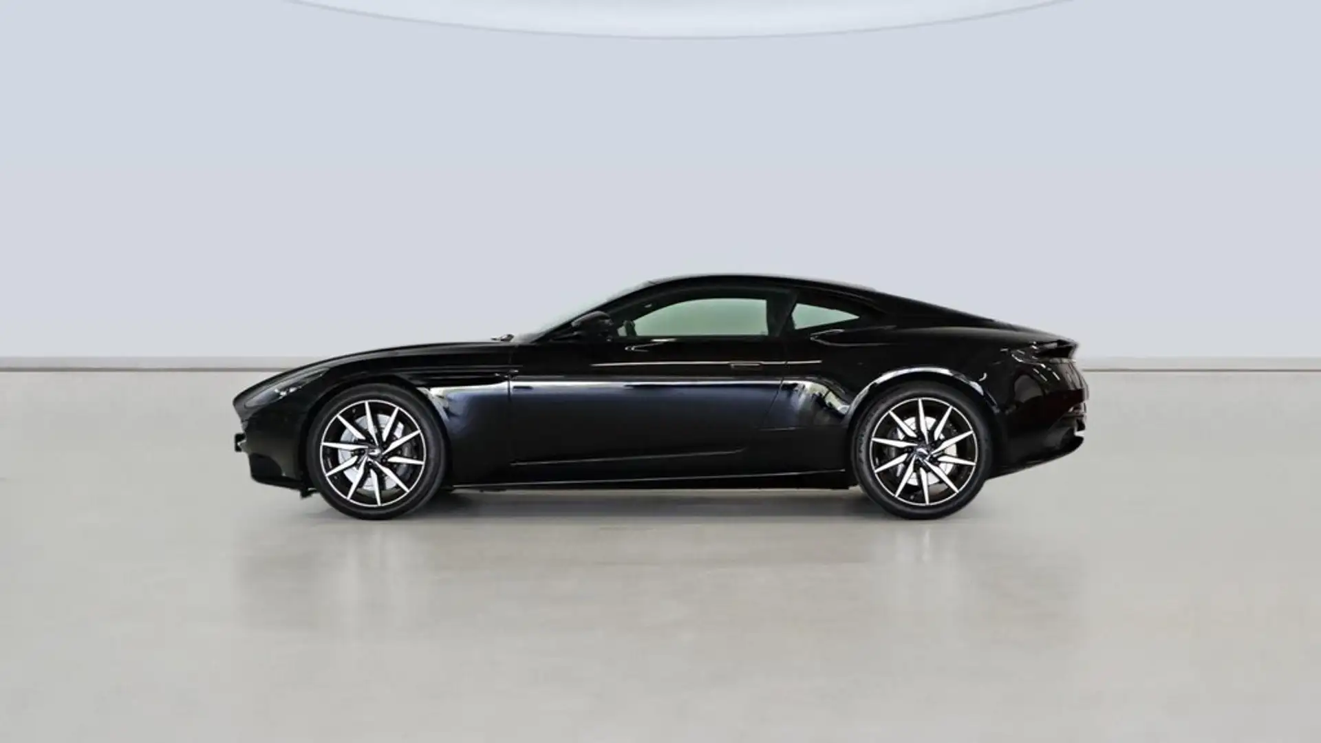 애스턴마틴 DB11 V8 2018 검정 사진 3
