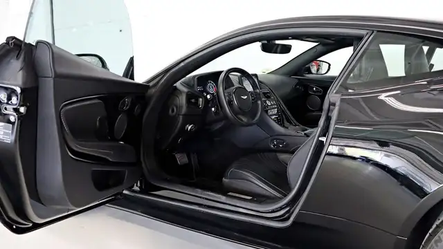 Aston Martin DB11 view 8
