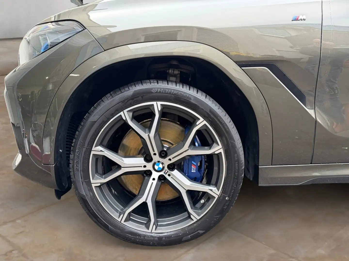 BMW X6 xDrive40d M Sportpaket + GARANTIE Brun - 2