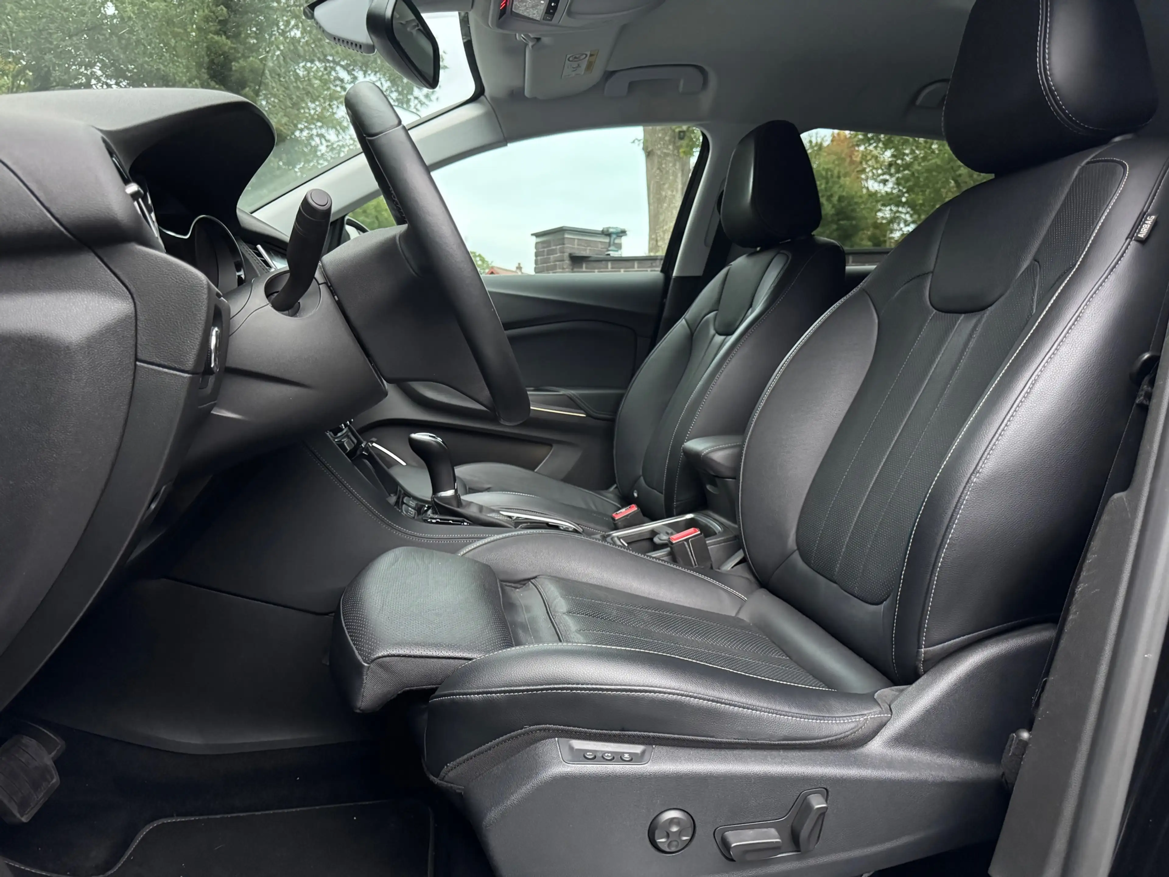 Opel Grandland X 1.6 180PK Turbo Business Executive 1E EIGENAAR DEA — photo 22