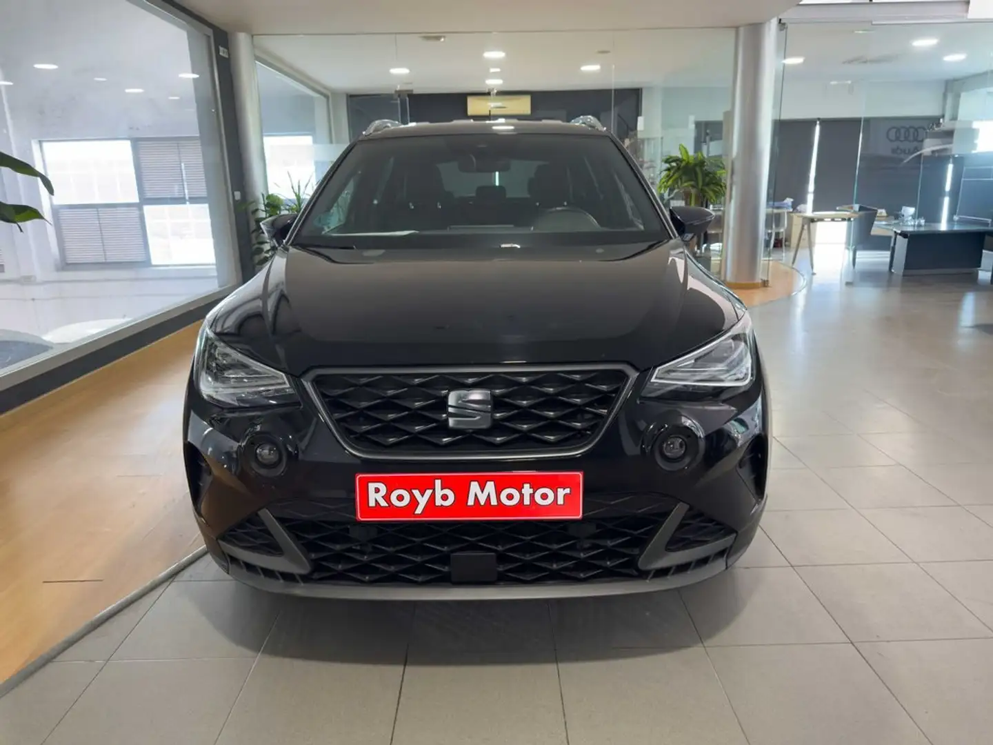 SEAT Arona 1.5 TSI 150cv ACT FR Negro - 2