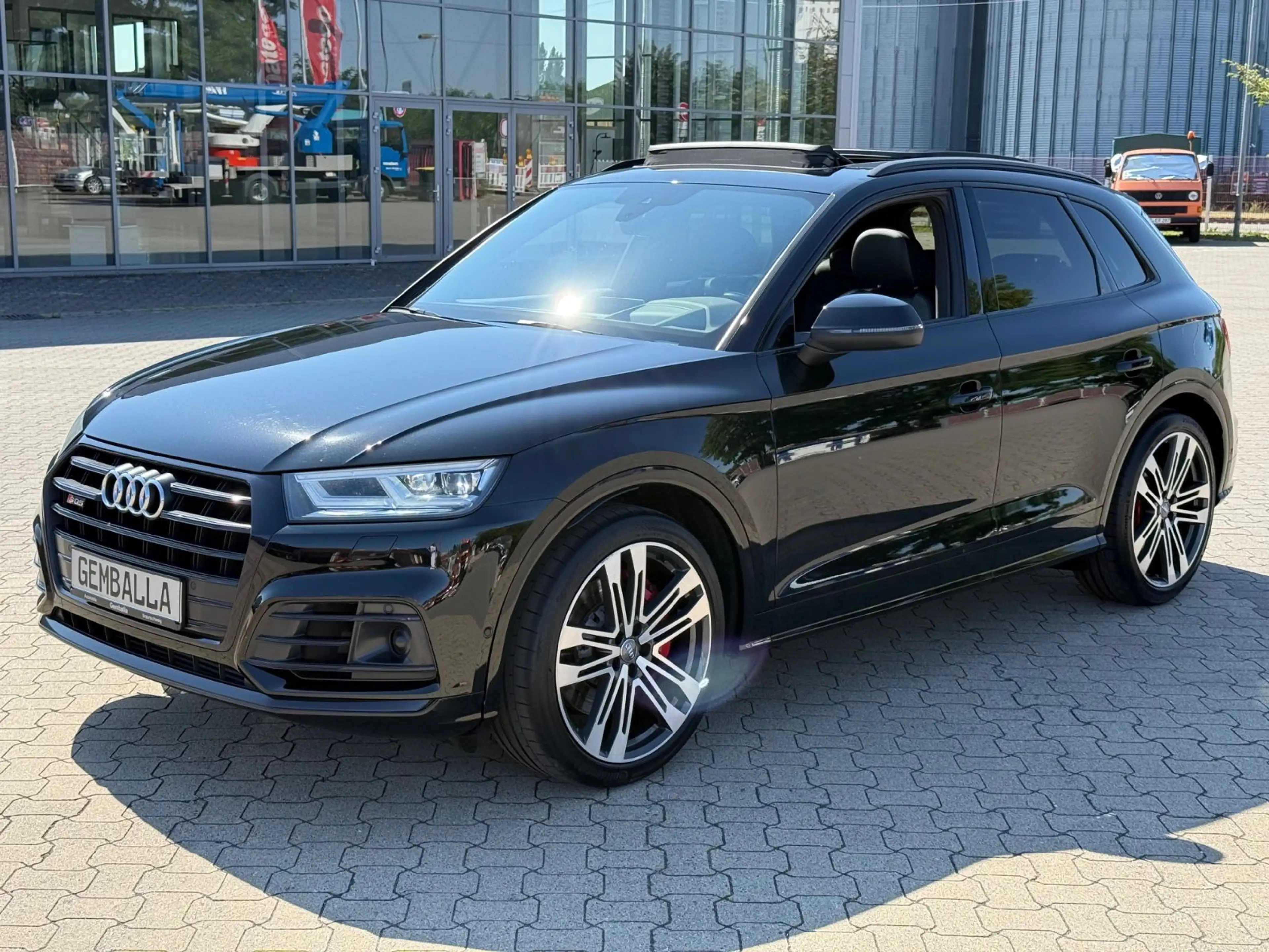 Audi SQ5 3.0 TDI BLACKLINE, PANORAMA, S-SITZE RAUTE
