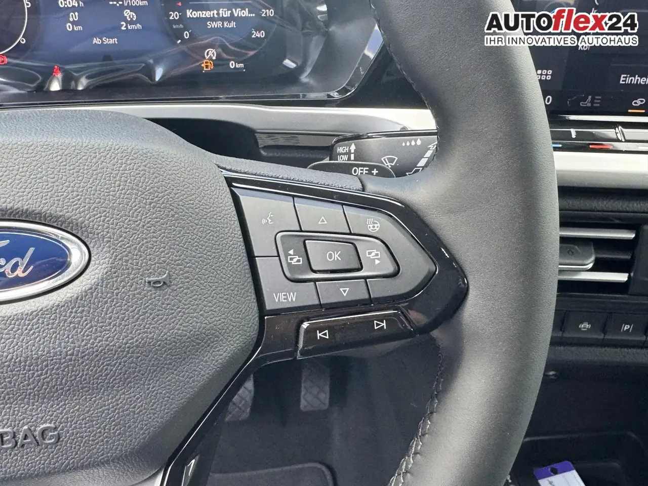 Ford Grand Tourneo Titanium 2,0 L2 7 Sitzer Klimaautomatik Anhänge... 15