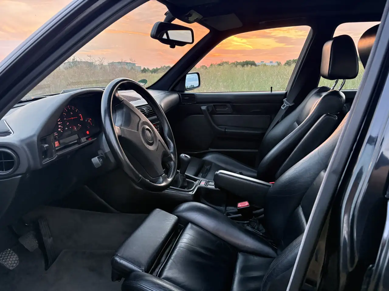BMW M5 3.8, 6-Gang, 1 von 404, foto 2