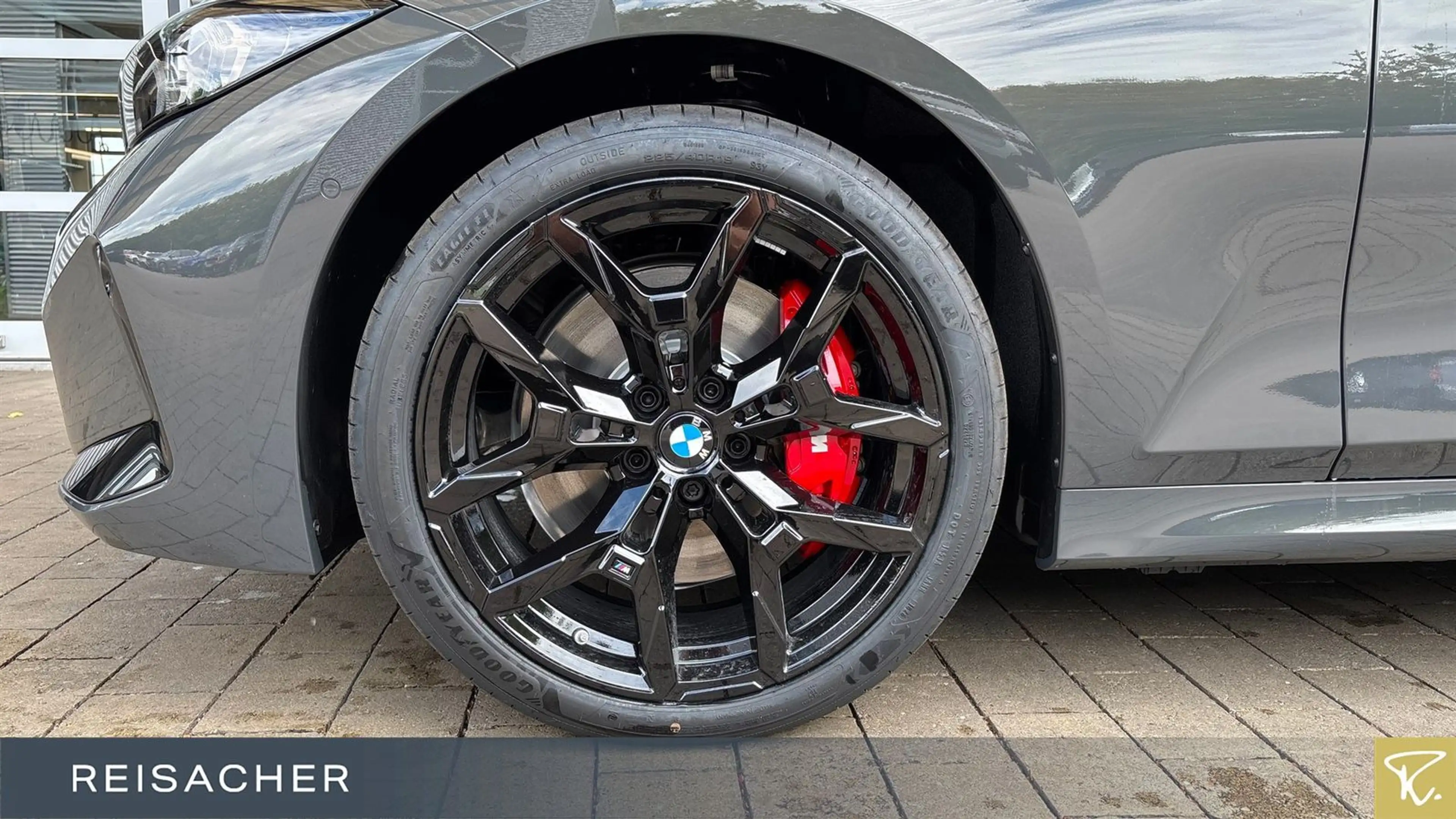 BMW M3 A xDrive Tou M-Sport PRO,AHK,DAProf,Leder, — photo 3